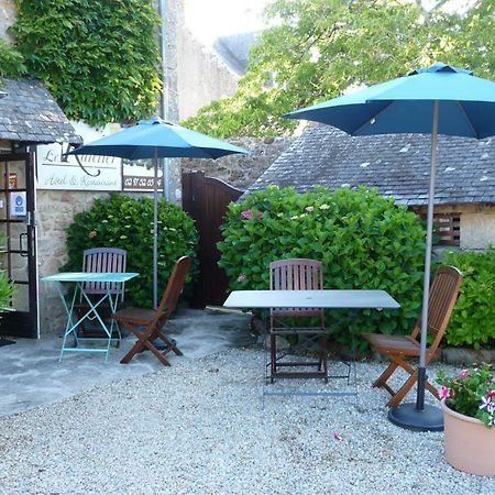 Logis Hotel Et Restaurant Auberge Le Ratelier Carnac Esterno foto