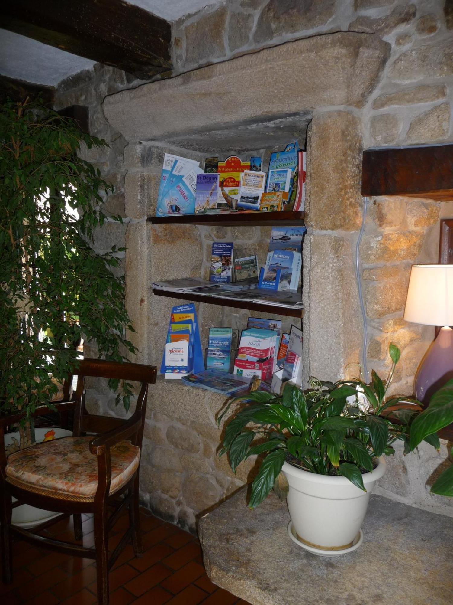Logis Hotel Et Restaurant Auberge Le Ratelier Carnac Esterno foto